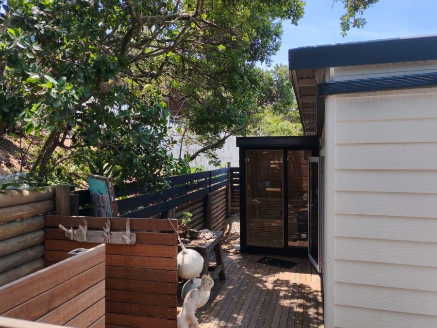 3 Bedroom Property for Sale in Cannon Rocks Eastern Cape